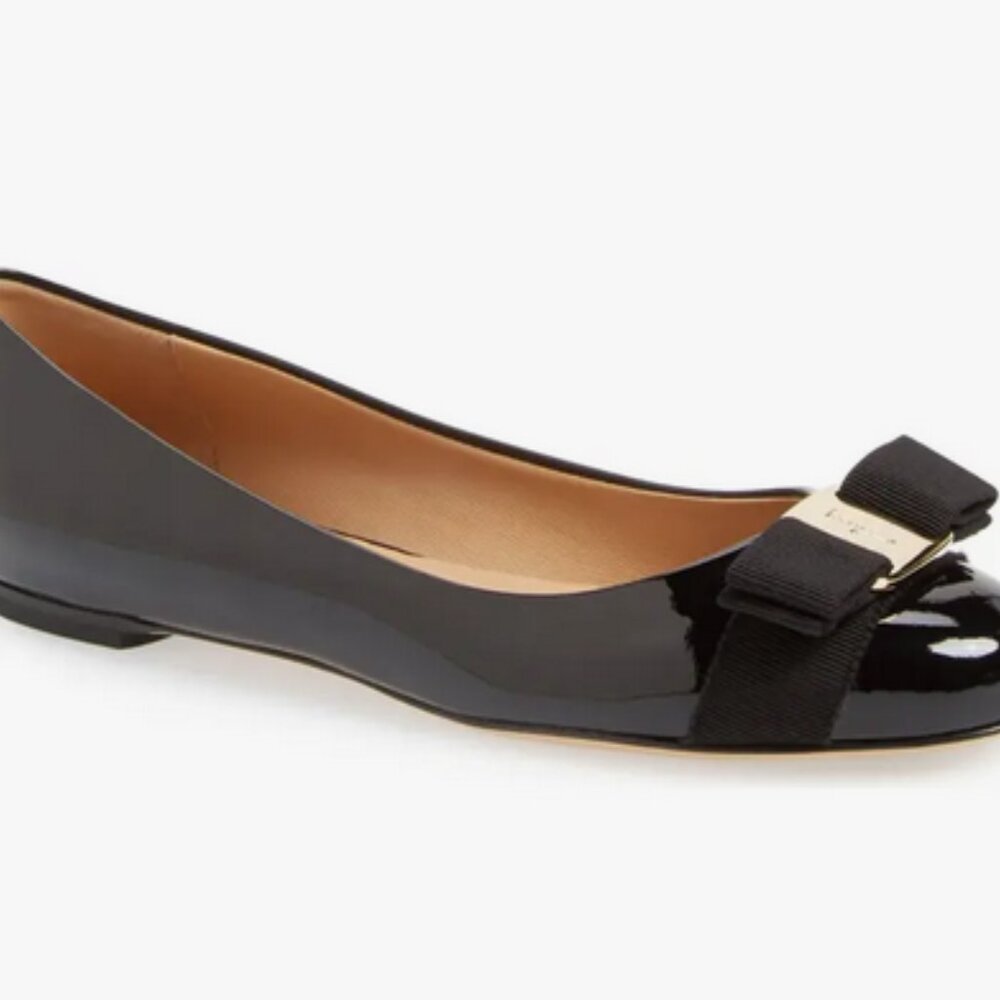 Salvatore Ferragamo Varina Flats, black patent leather, size 7.5 C